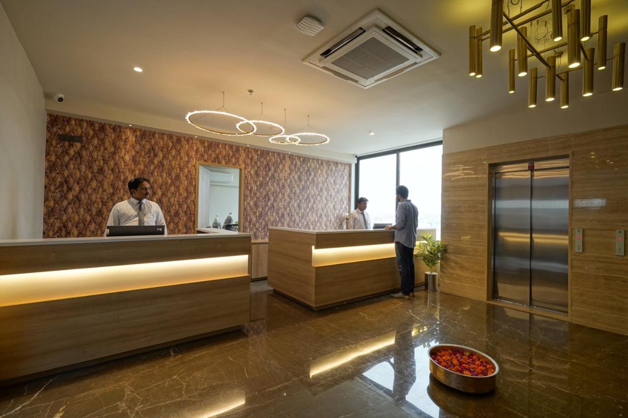 The Galleria Hotel ラージコート エクステリア 写真